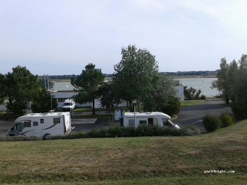 Parking de la Base Nautique des Vallées — foto 2