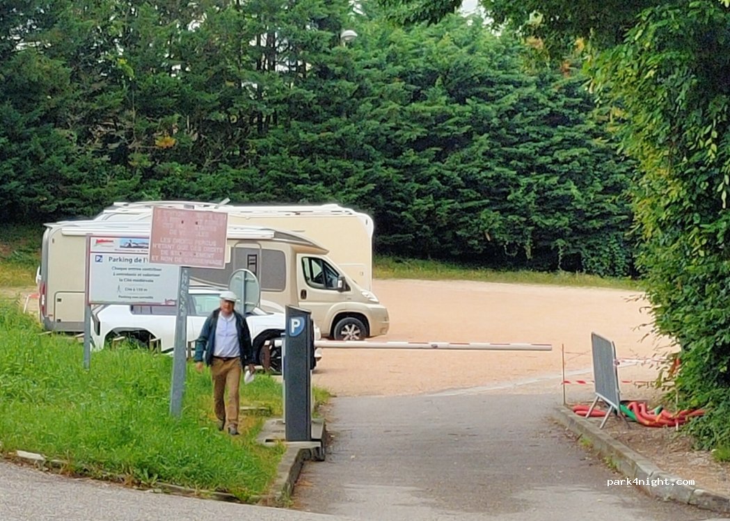 (01800) Pérouges - Chemin de l'Olivet — foto 5