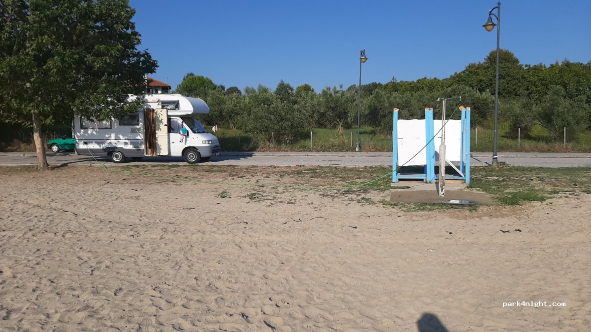 (600 66) Limena Kitrou - Eparchiaki Odos Kitrou — foto 2