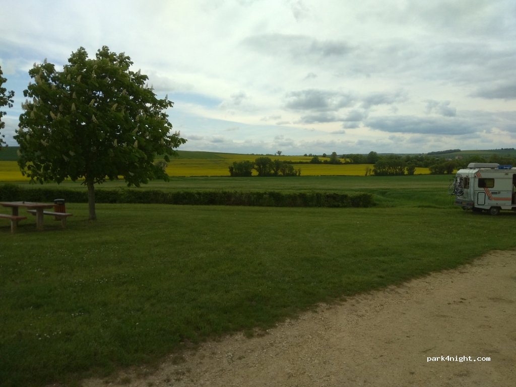 (18300) Crézancy-en-Sancerre - D22 — foto 2