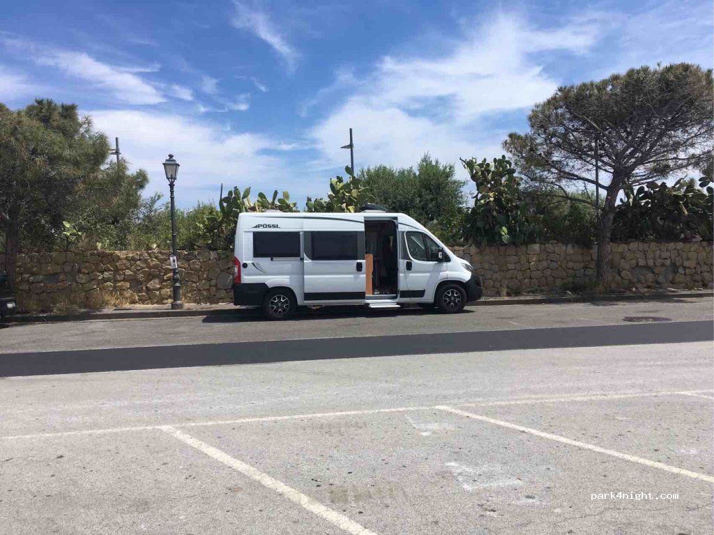 (98057) Milazzo - Via Sant'Antonio — foto 2
