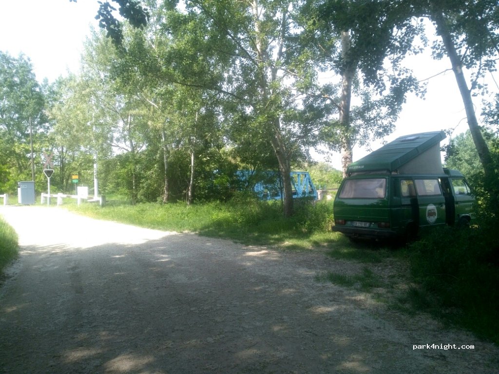 (9241) Jánossomorja - Liliom utca — foto