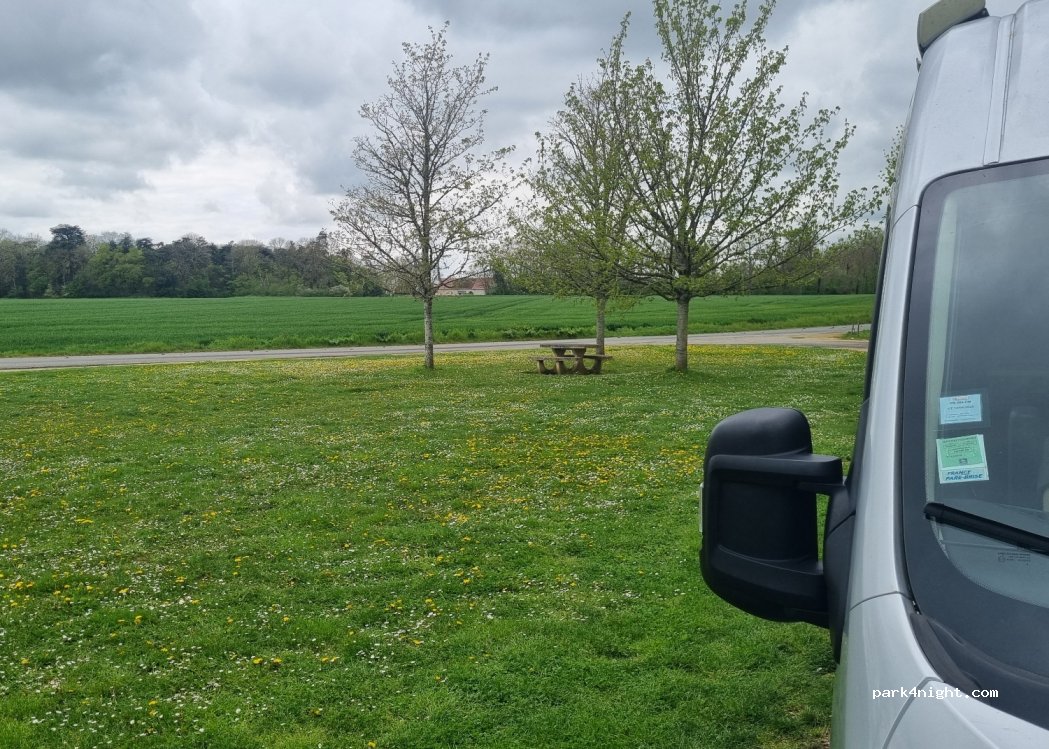 (45310) La Chapelle-Onzerain - D955 — foto 2