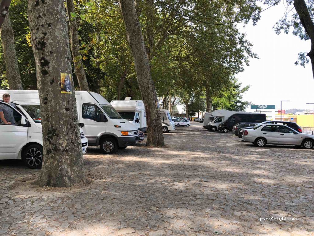(4705) Braga - Avenida Doutor Francisco Pires Gonçalves — foto