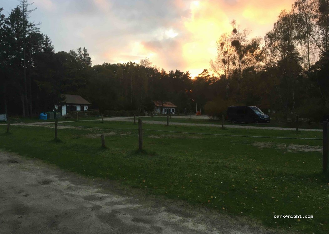 (76-214)  - szlak czerwony — foto