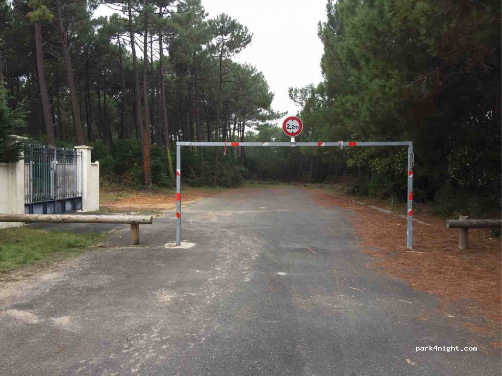 (33970) Lège-Cap-Ferret - Avenue de Bordeaux — foto 4