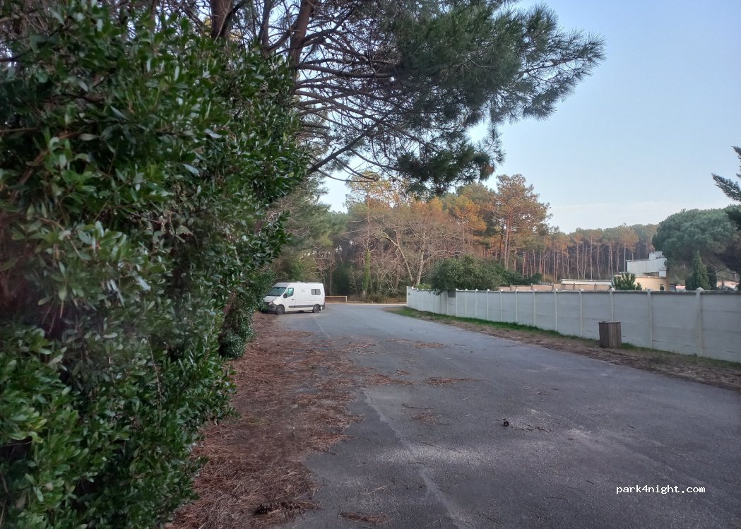 (33970) Lège-Cap-Ferret - Avenue de Bordeaux — foto 5