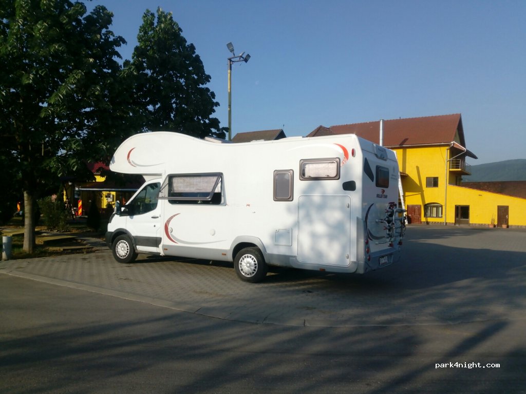 (317160) Hălmagiu - Strada Calea Moţilor — foto