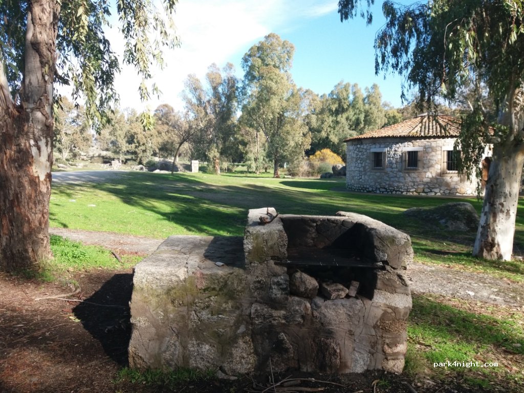 (10910) Cáceres - 4 Diseminado la Estrella — foto