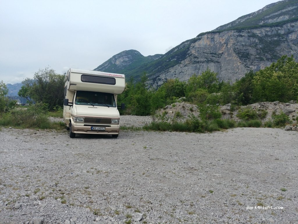 (38074) Dro - Unnamed Road — foto