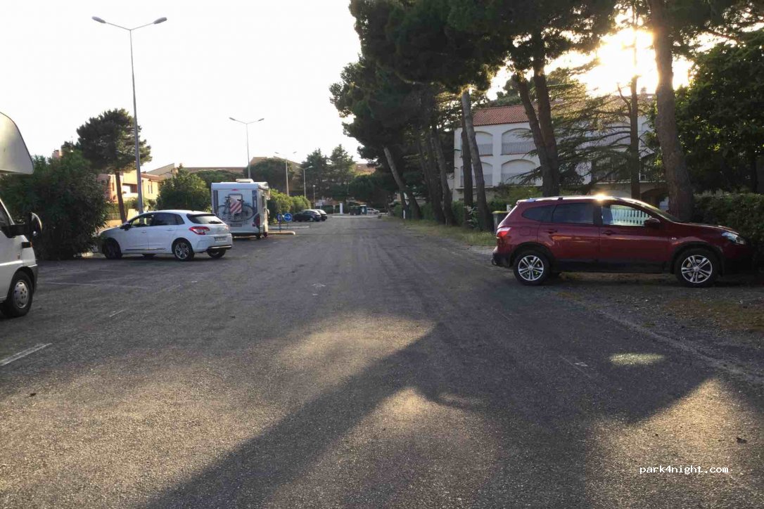 (66700) Argelès-sur-Mer - 4 Esplanade du Roussillon — foto