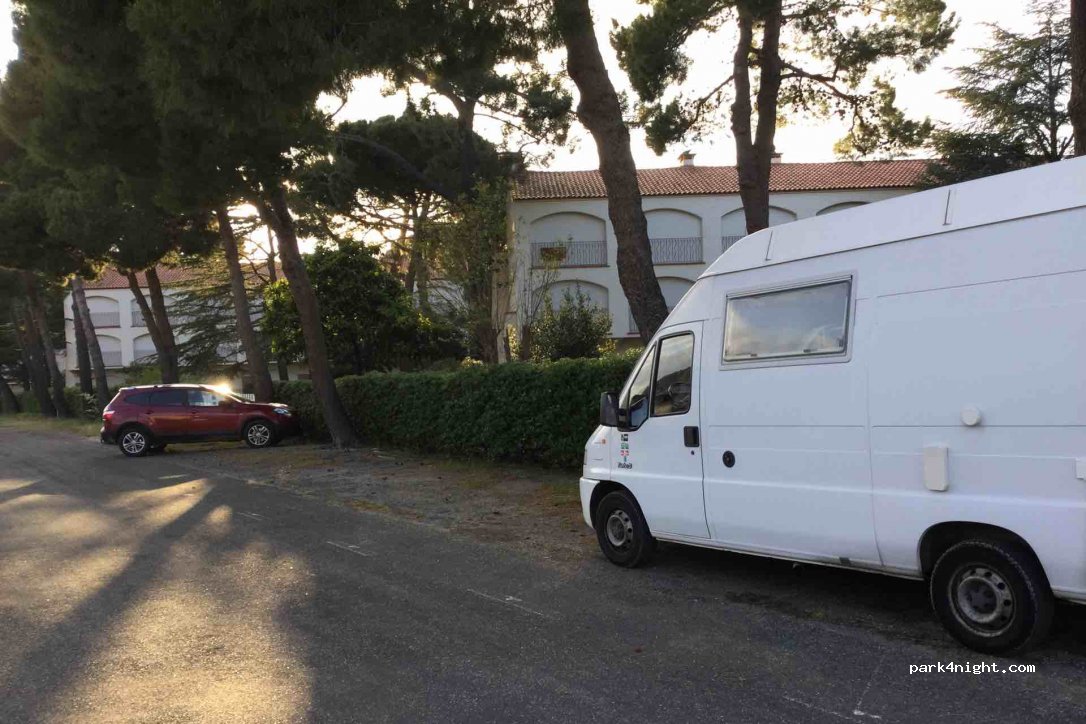 (66700) Argelès-sur-Mer - 4 Esplanade du Roussillon — foto 3