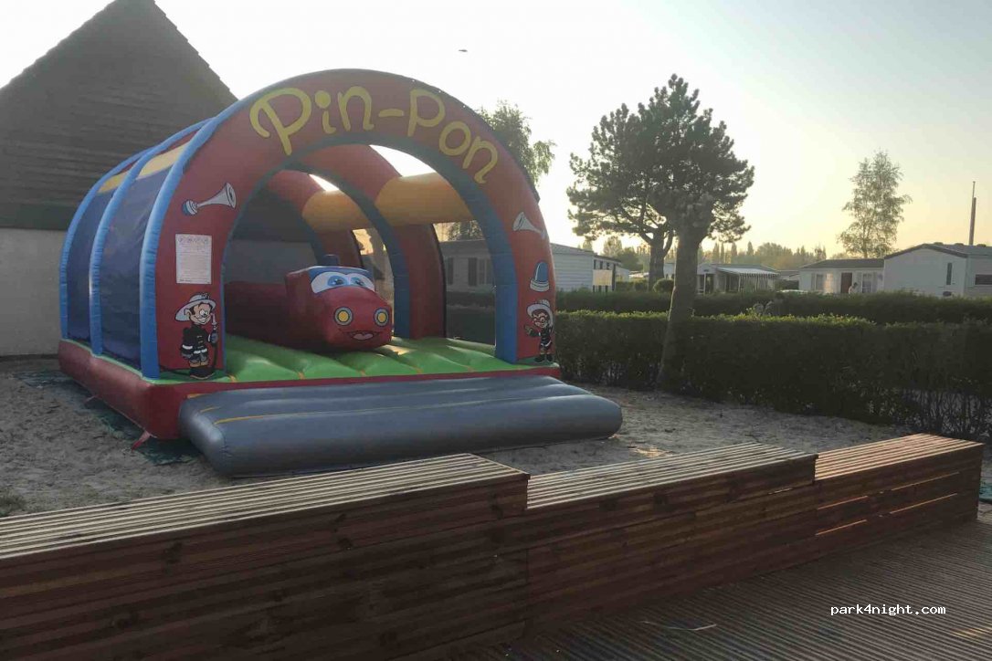 Camping des Oiseaux — foto