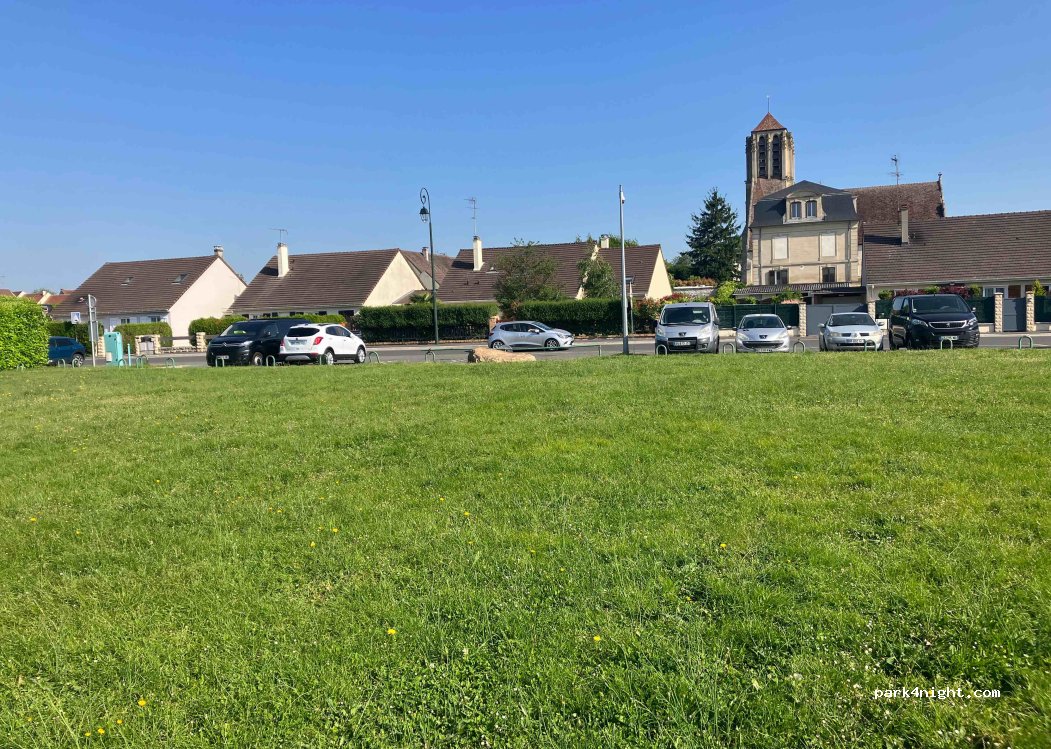 (60530) Le Mesnil-en-Thelle - 20 Rue du Chef de ville — foto 2