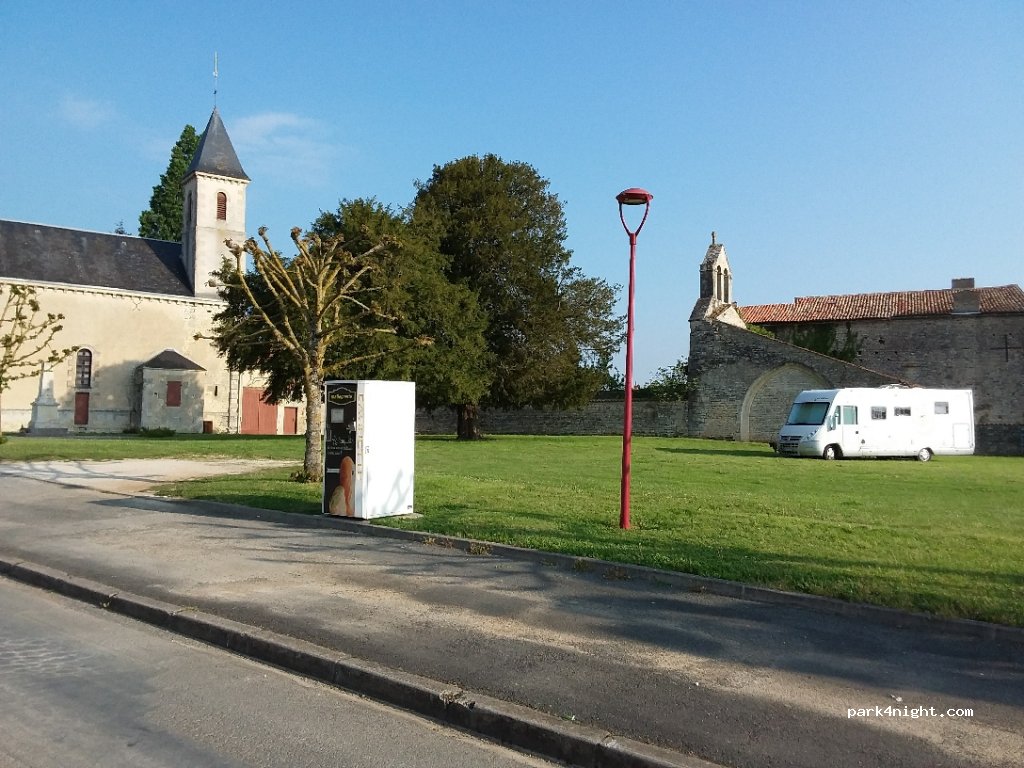 (79170) Paizay-le-Chapt - 1 Rue de la Cour du Logis — foto 3