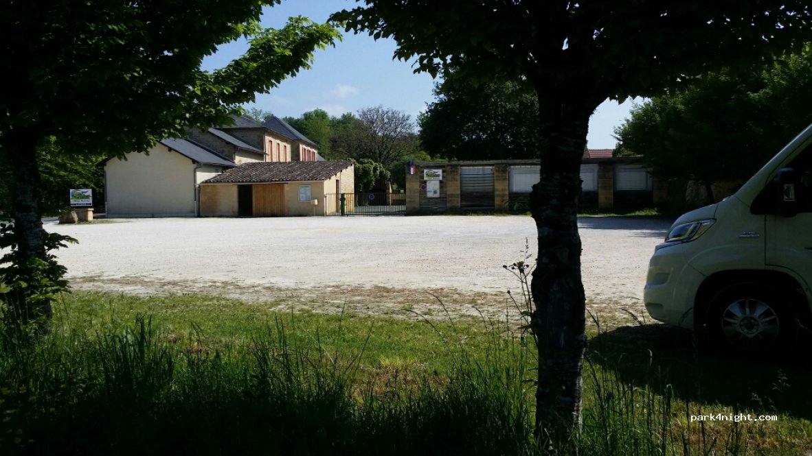 (24200) Sainte-Nathalène - D47 — foto