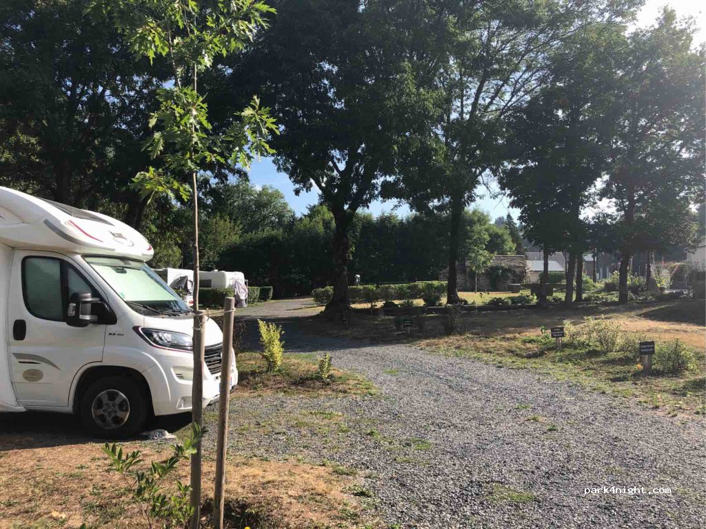 Aire de camping-cars Cambon-et-Salvergues | La Rive — foto 3
