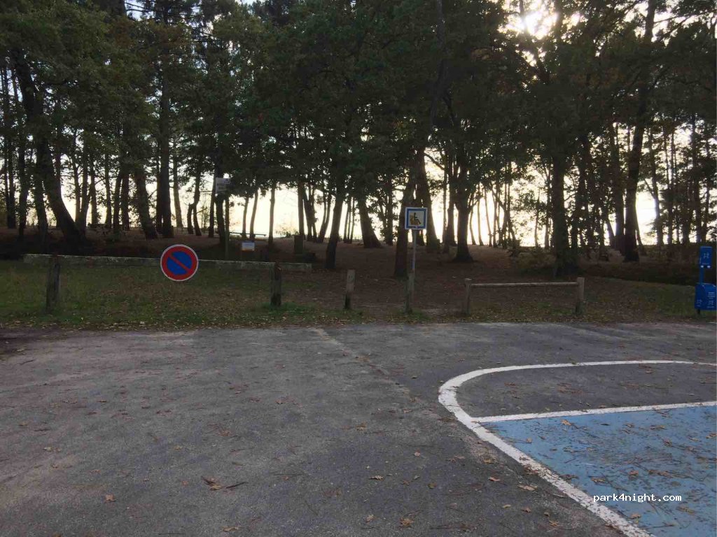 (33740) Arès - 61 Boulevard Javal — foto 2