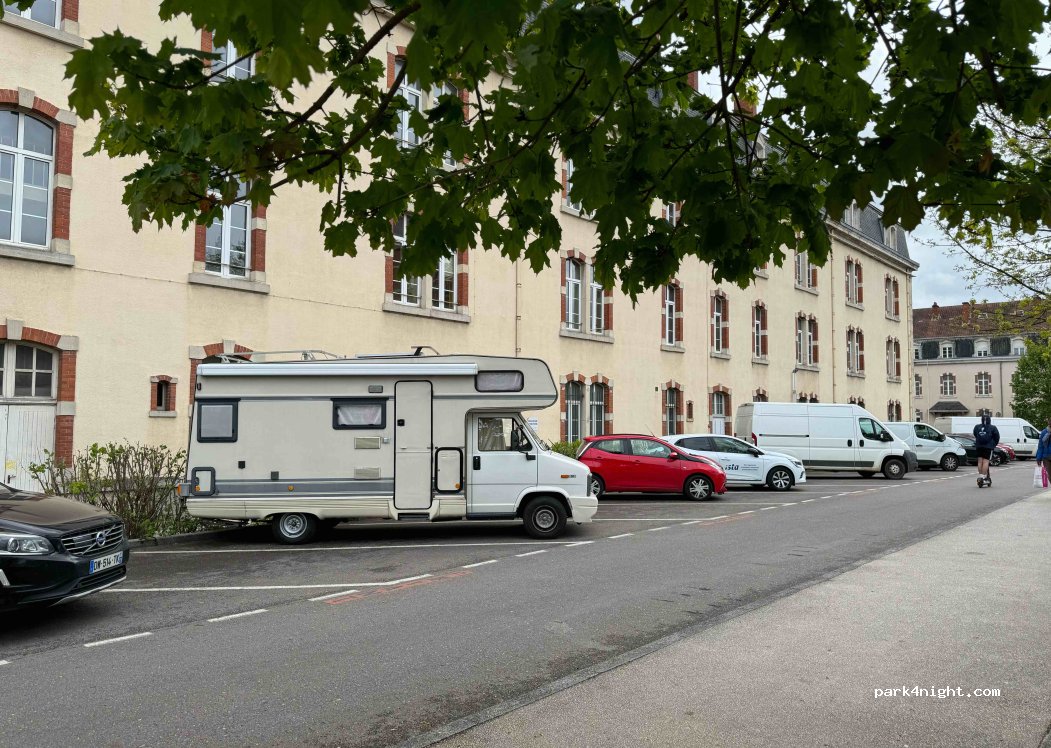 (21000) Dijon - 2 Rue Auguste Fremiet — foto 4