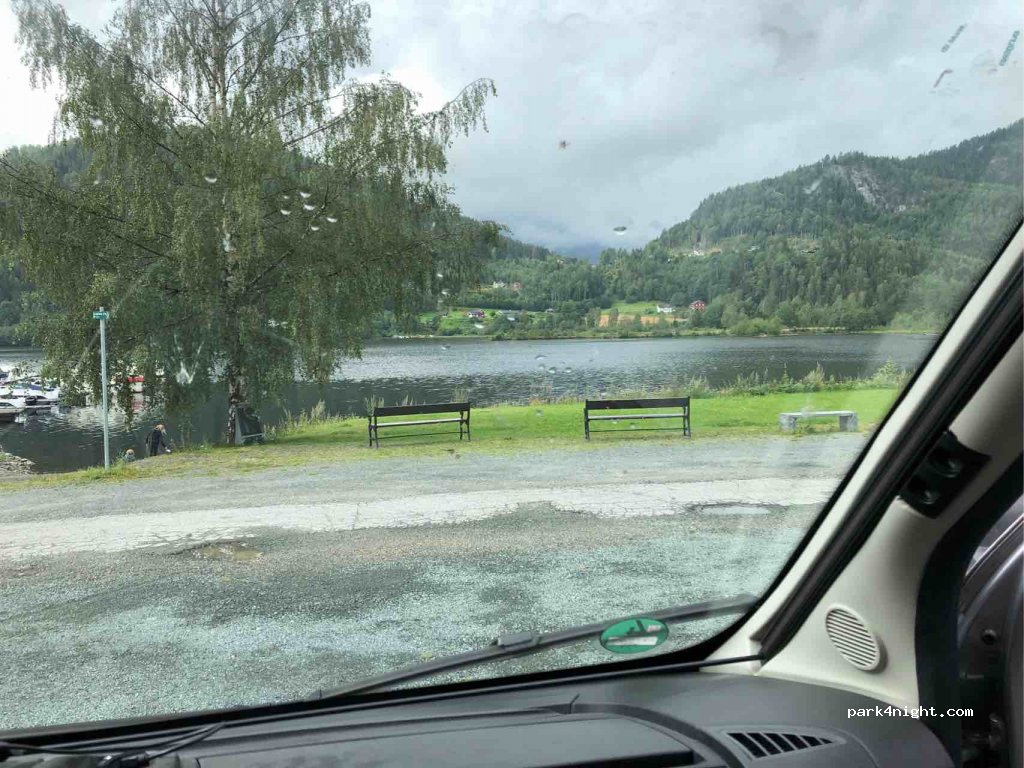 (3850) Kviteseid - 12 Garverivegen — foto