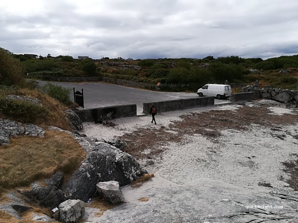 () Deirin darach - Unnamed Road — foto