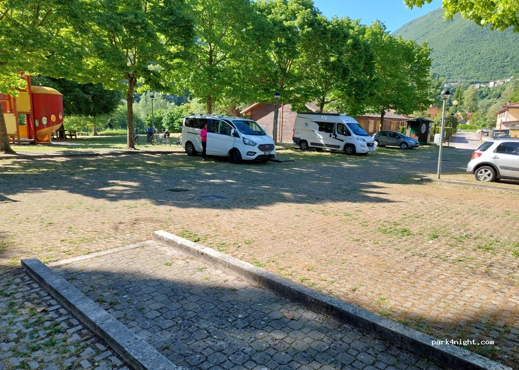 (06041) Borgo Cerreto - 23 Via della Montagna — foto 3