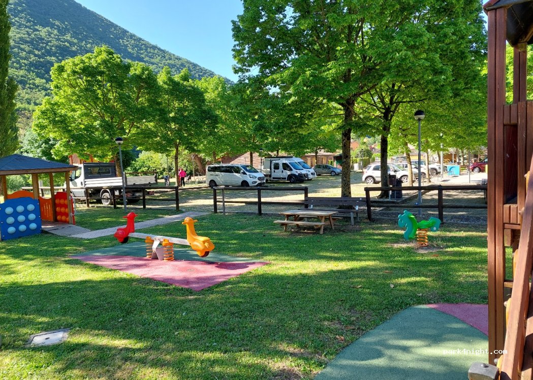 (06041) Borgo Cerreto - 23 Via della Montagna — foto 4