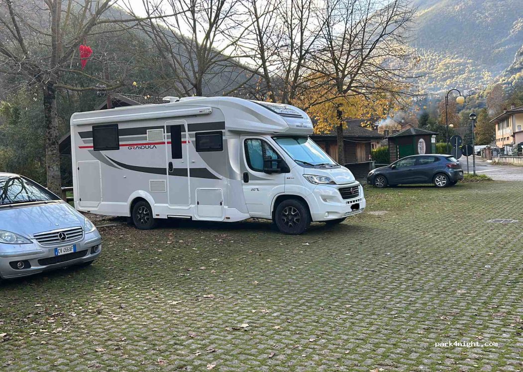 (06041) Borgo Cerreto - 23 Via della Montagna — foto 5