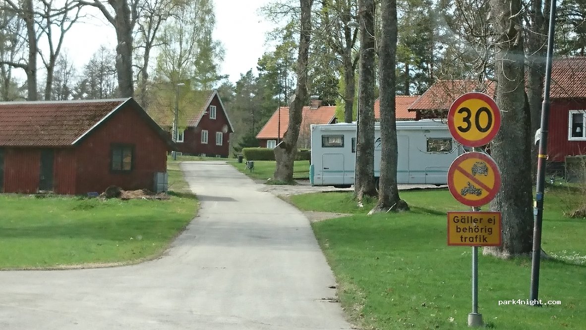 (805 98) Gävle - 244 Oslättforsvägen — foto 3