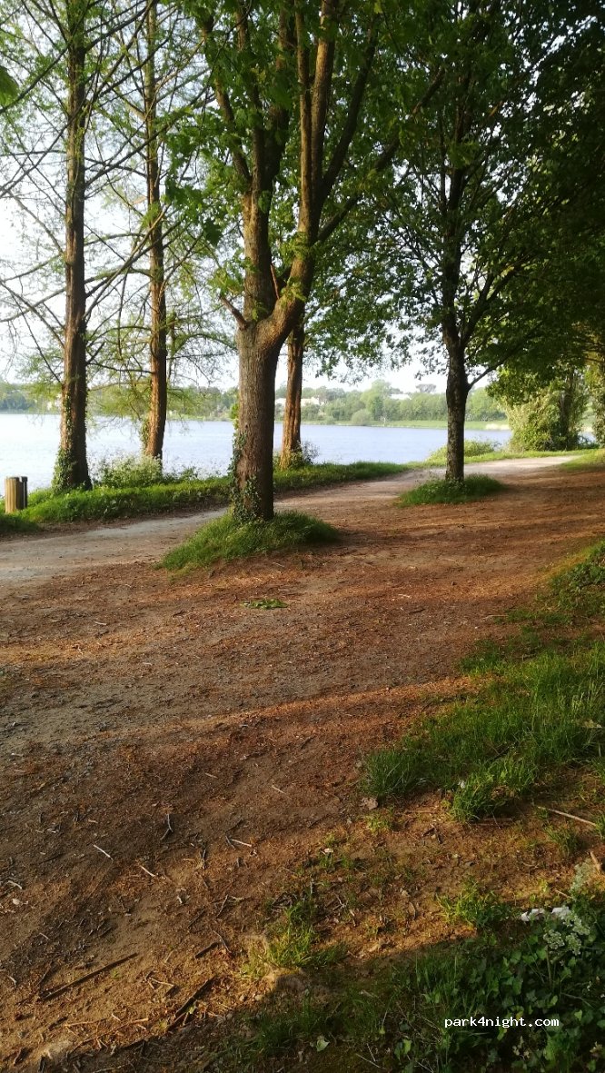 (85000) La Roche-sur-Yon - Unnamed Road — foto