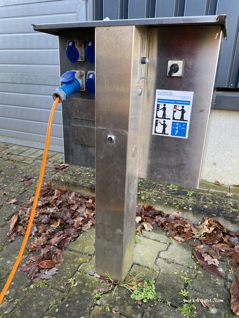 Wohnmobilstellplatz an der Emshalle — foto 2