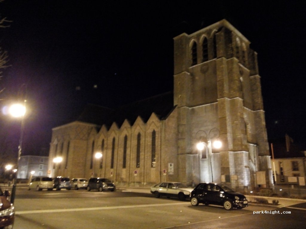 (45500) Gien - 2-3 Rue de la Place du Château — foto