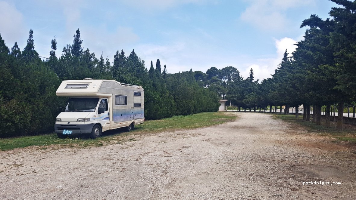 (71018) Vico del Gargano - 96 Strada Provinciale 528 — foto