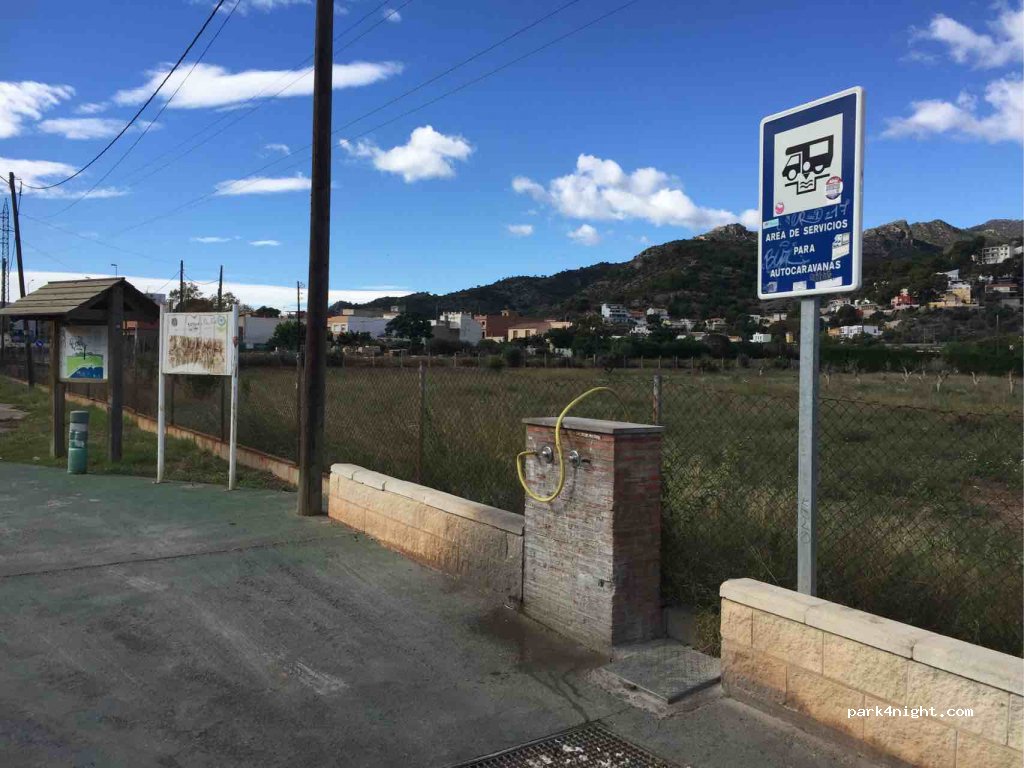 (12560) Benicàssim - 45 Carrer les Oliveres — foto