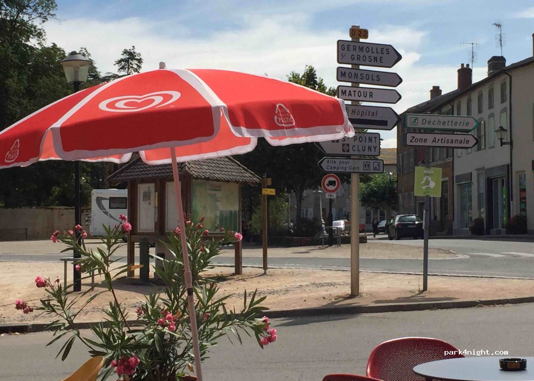 (71520) Tramayes - 2 Route de Pierreclos — foto 2