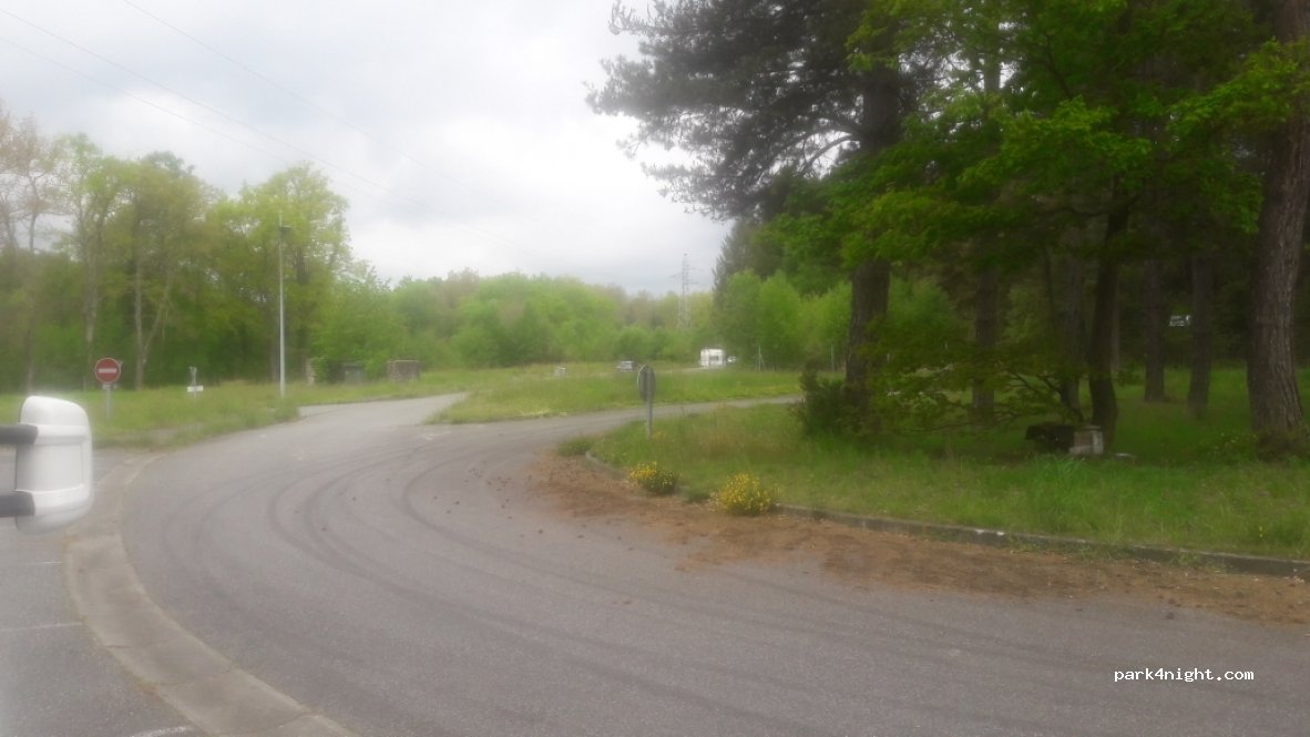 (65150) Saint-Laurent-de-Neste - Darré de la Plantade — foto 2