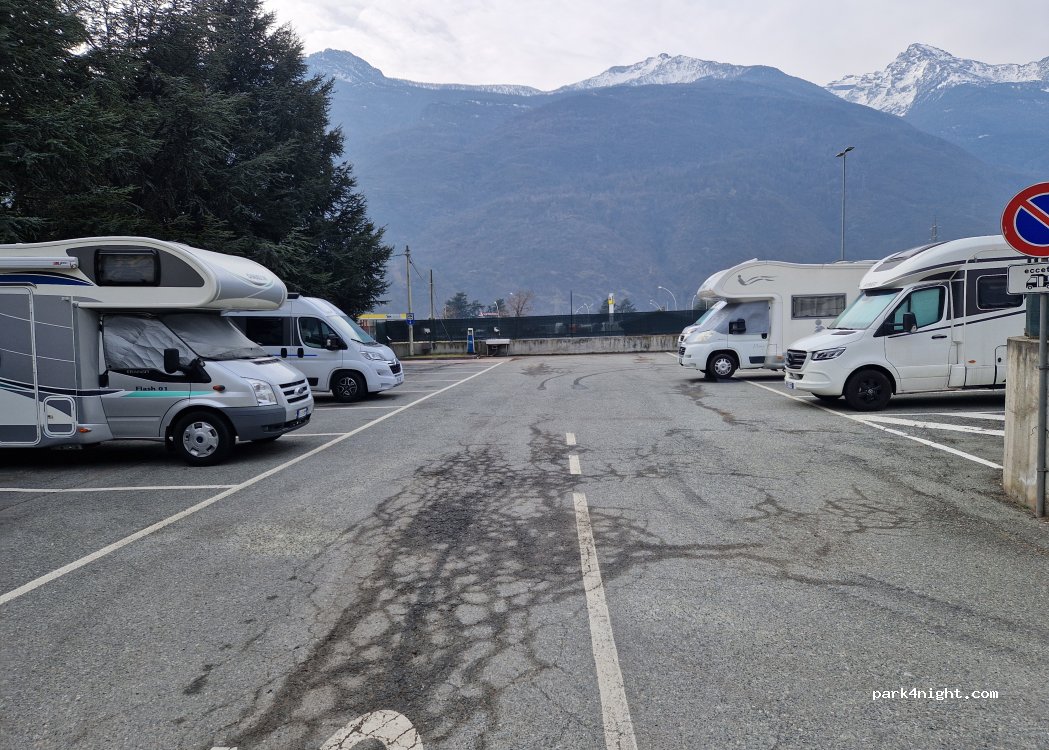 (11024) Châtillon - 18 Frazione Perolle — foto 5