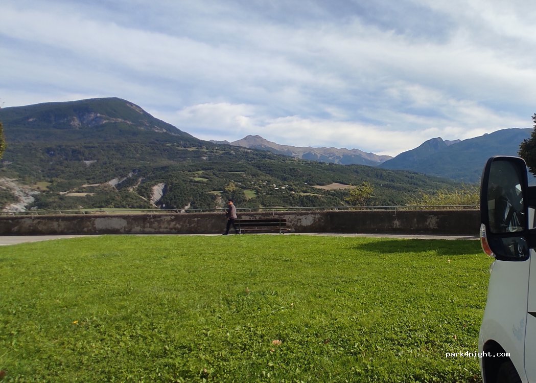 (05200) Embrun - 1 Allée des Marronniers — foto 4