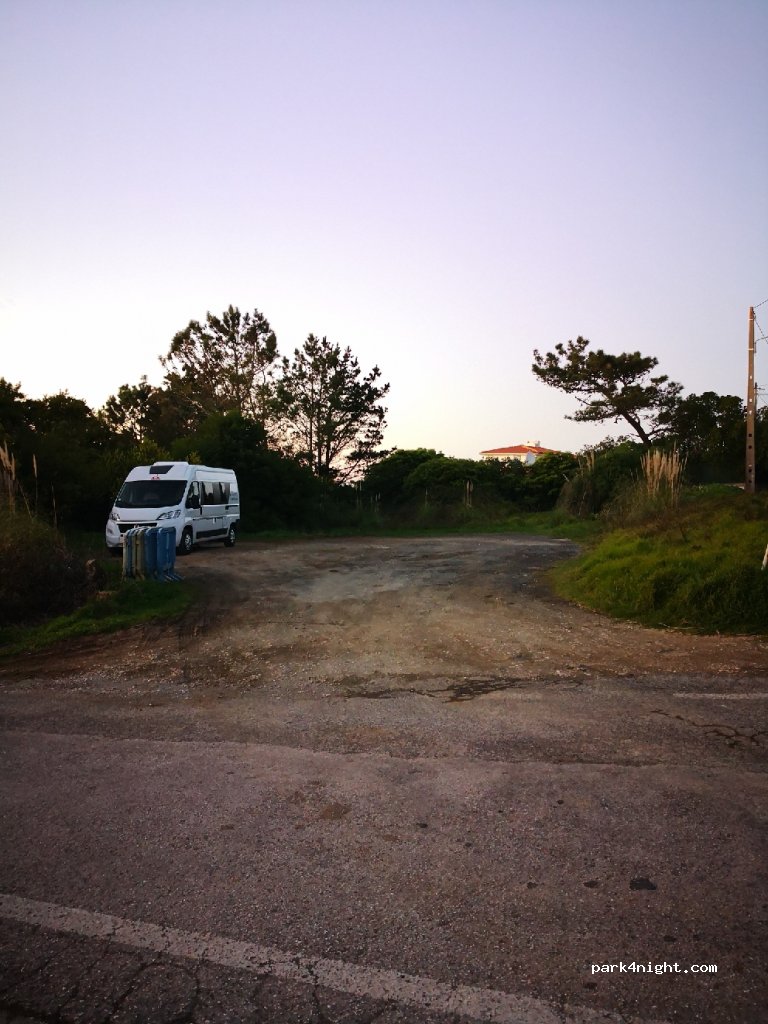 (2705) Azóia - Rua da Escola Nova — foto