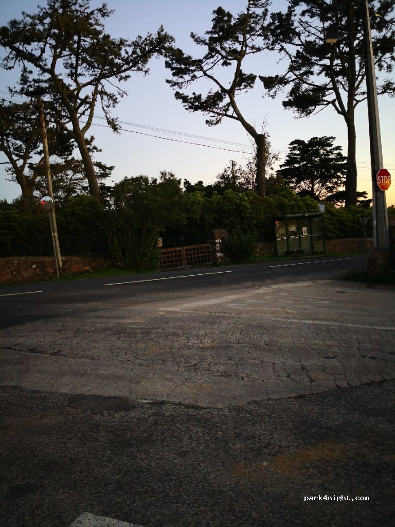 (2705) Azóia - Rua da Escola Nova — foto 2
