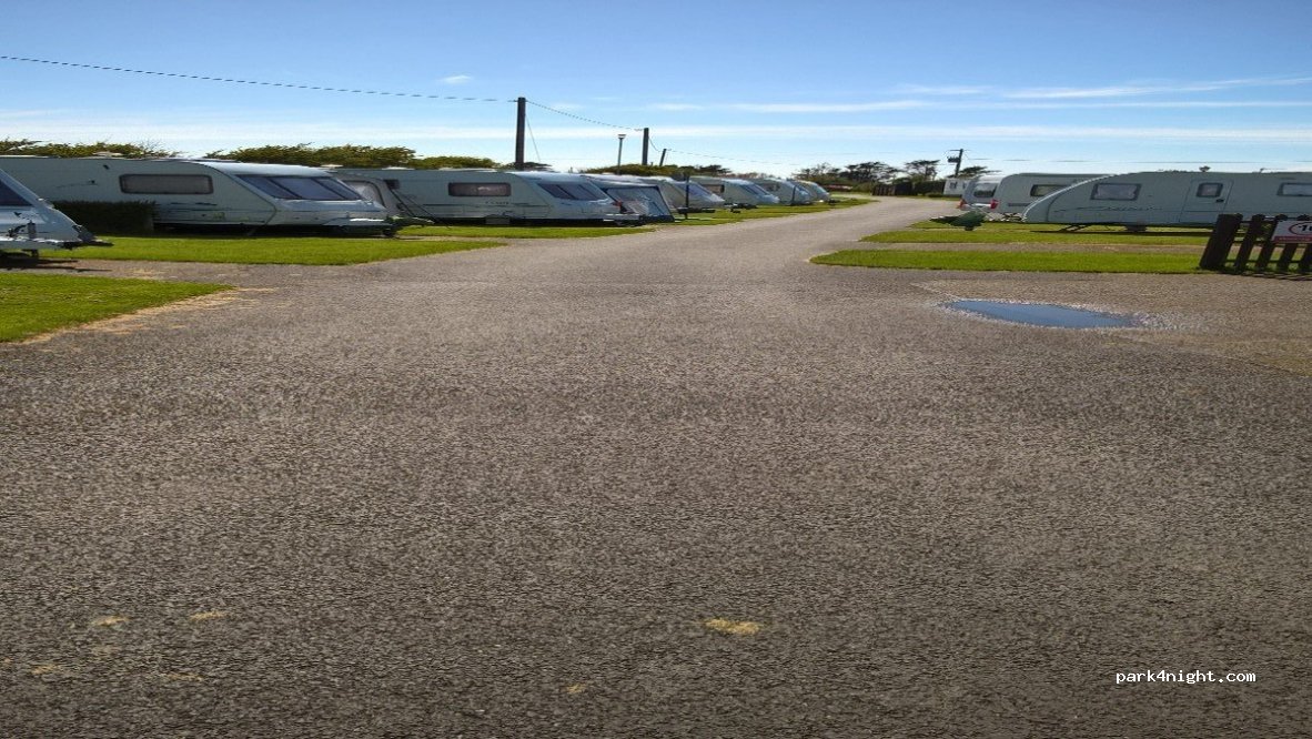 Carne Beach Caravan and Camping Park — foto