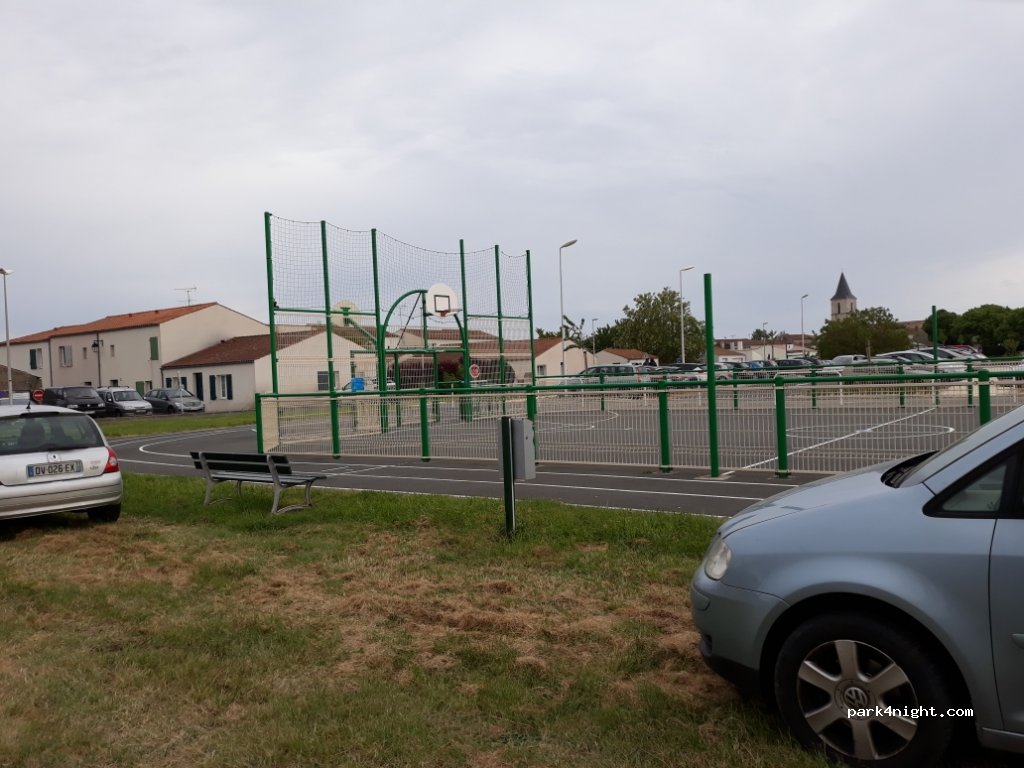 (17550) Dolus-d'Oléron - 294 Rue des Anciens Combattants — foto 2