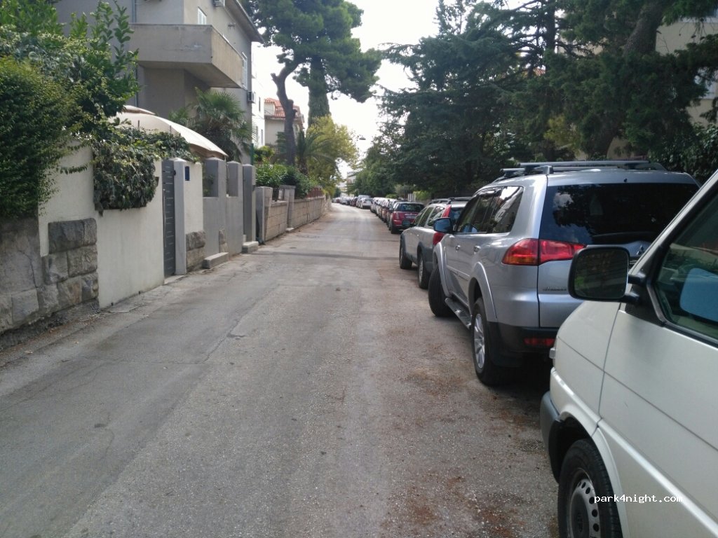 (21000) Split - — foto 2