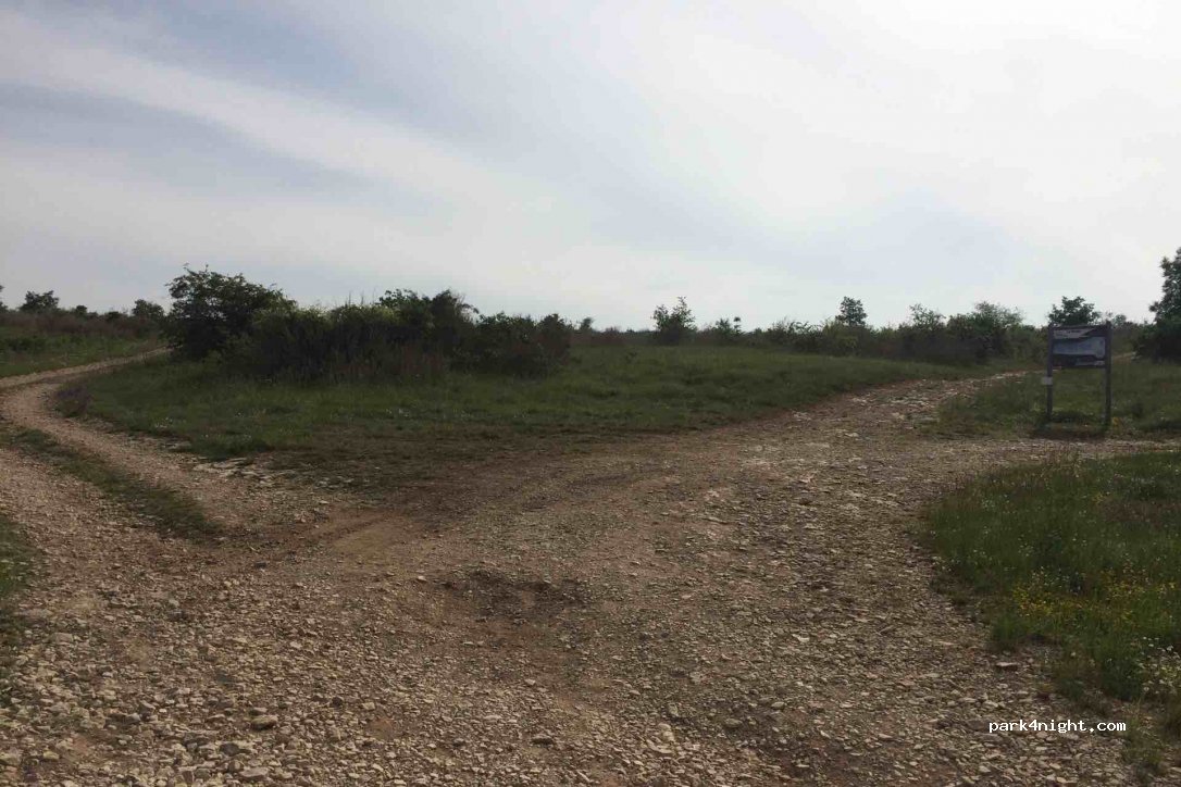 (71460) Culles-les-Roches - Le Bourg — foto