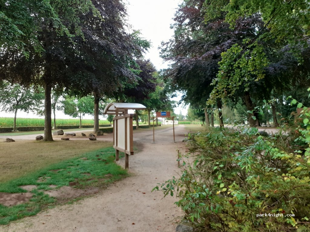 (35720) Pleugueneuc - La Bourbansais — foto 2