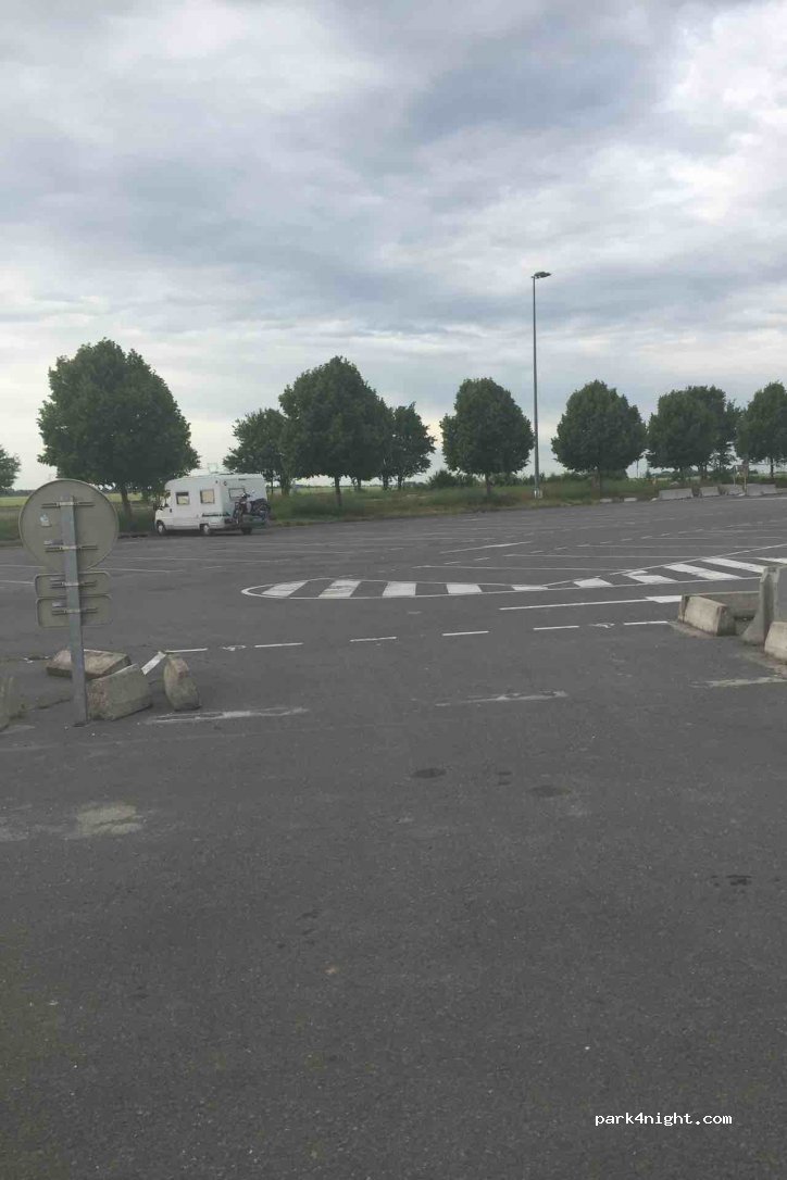 (18000) Bourges - 9155F Rue Nicéphore Niépce — foto 2