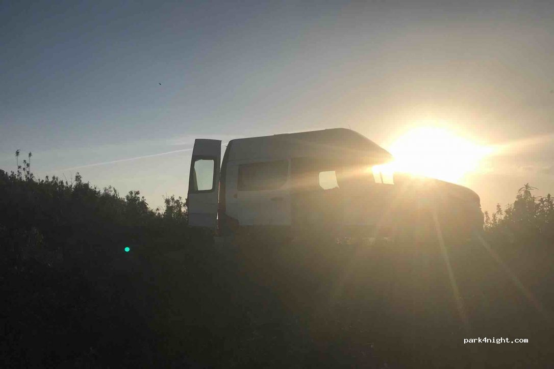 (8800) Palheirinhos - Unnamed Road — foto