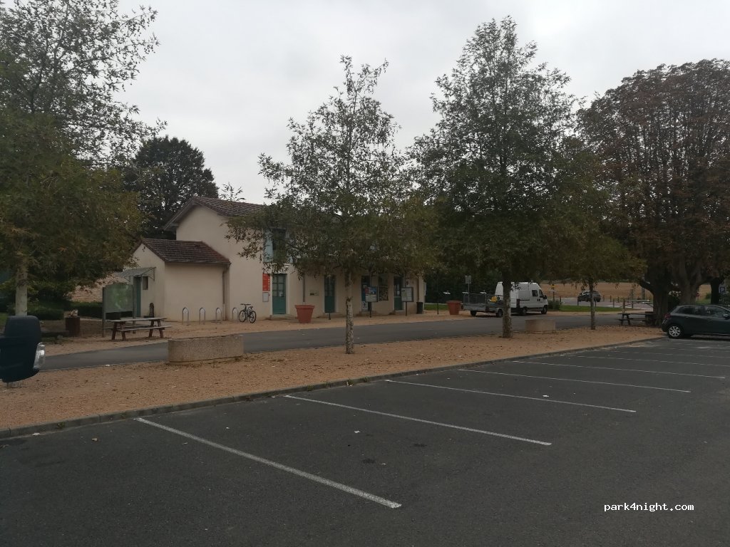 (71850) Charnay-lès-Mâcon - 2727 Route de Davayé — foto 2