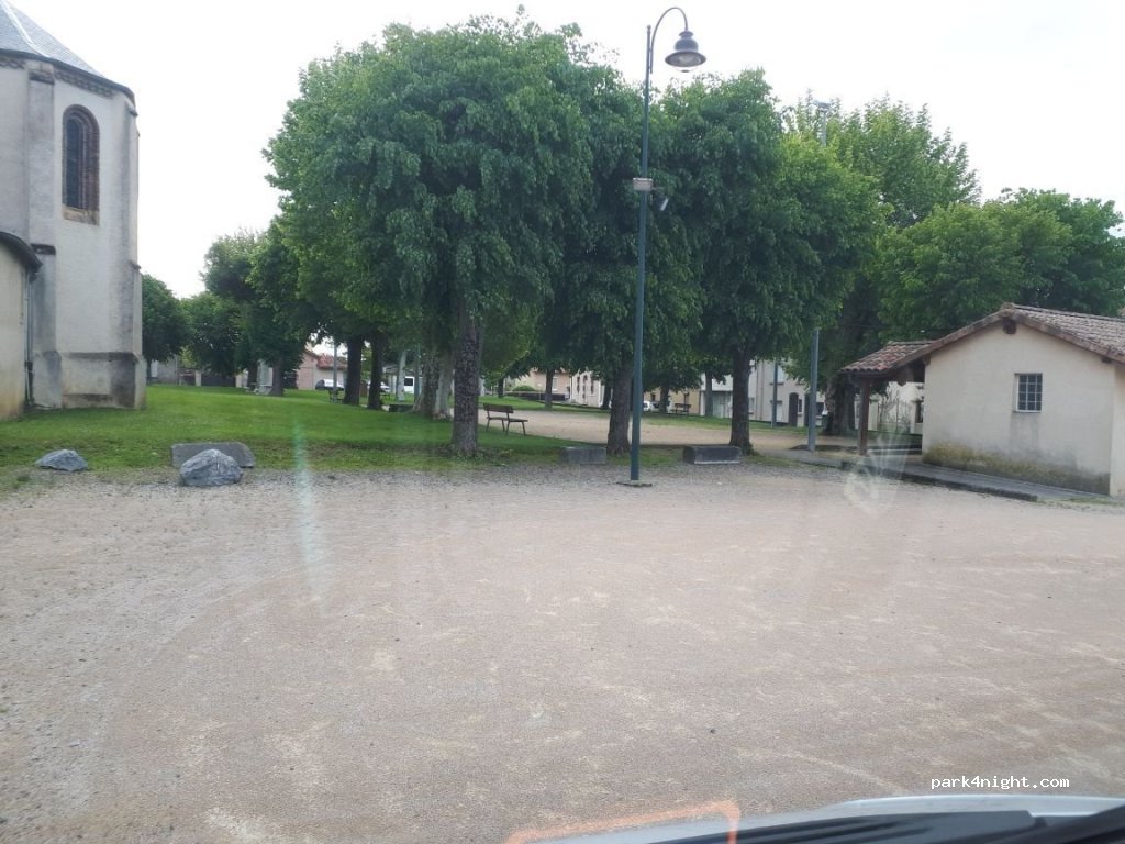 (31800) Villeneuve-de-Rivière - 5 Rue des Artisans — foto