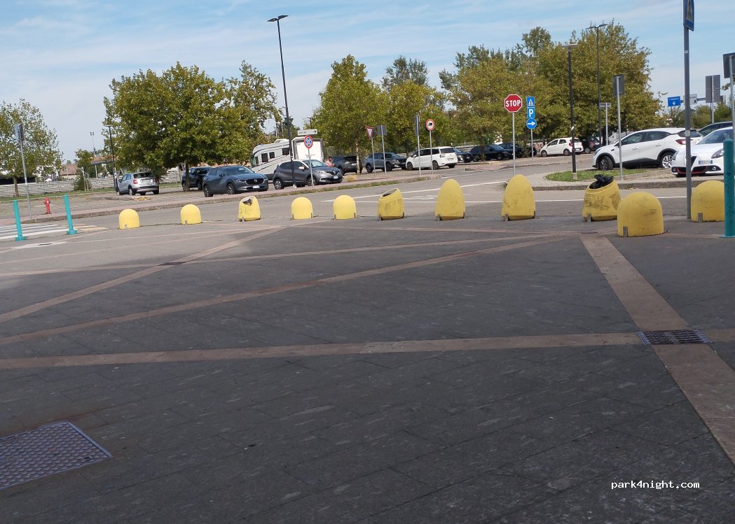 (43122) Parma - Via R. Bormioli — foto
